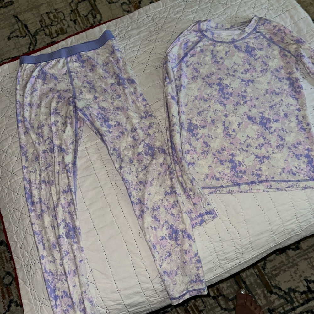Lavender“all in motion” thermal set girls 7/8